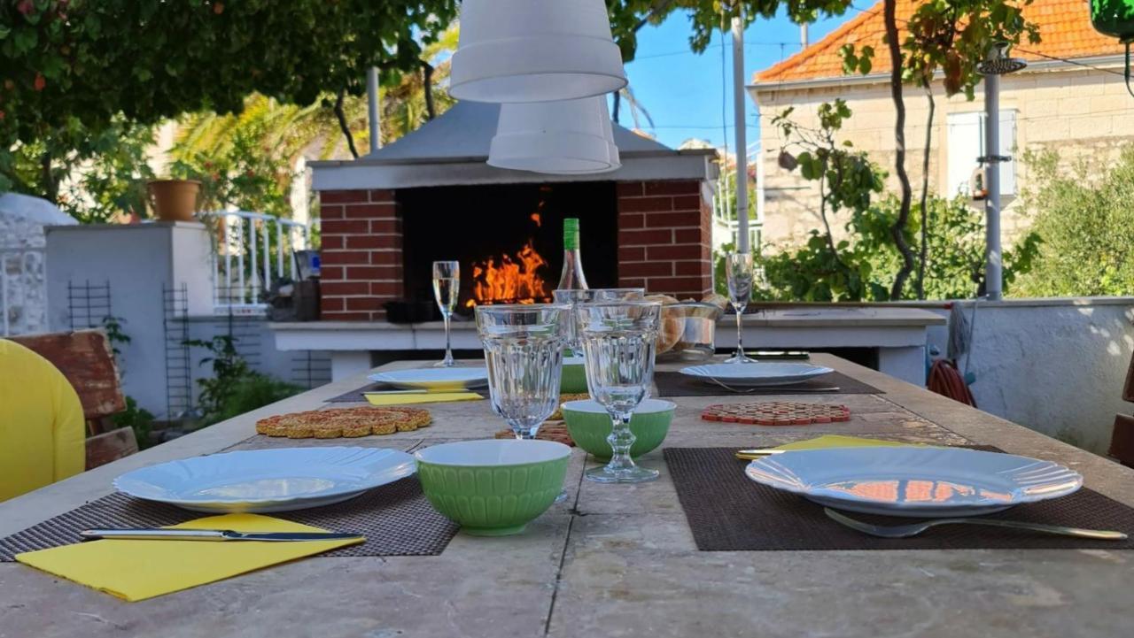 Guesthouse Lidija Sutivan Kültér fotó