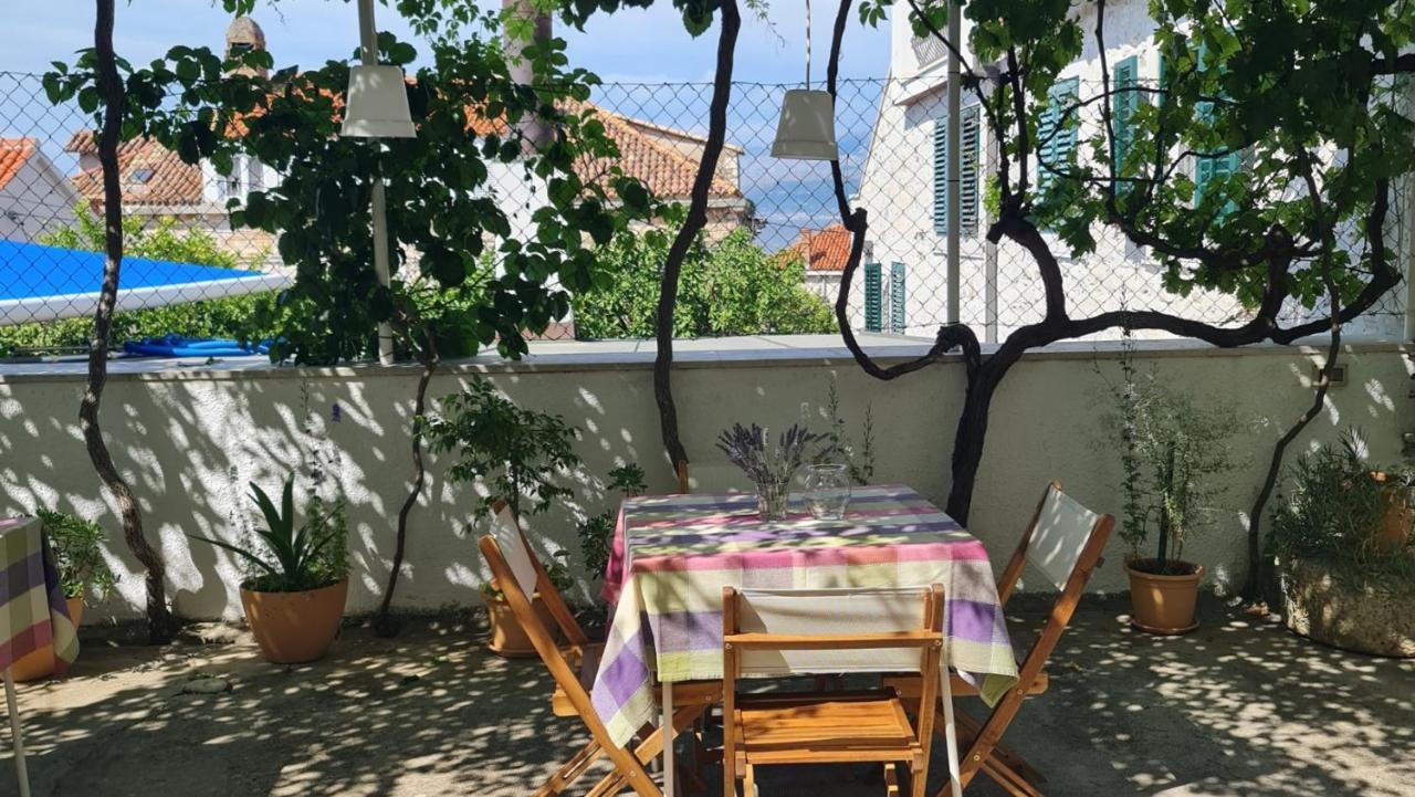 Guesthouse Lidija Sutivan Kültér fotó