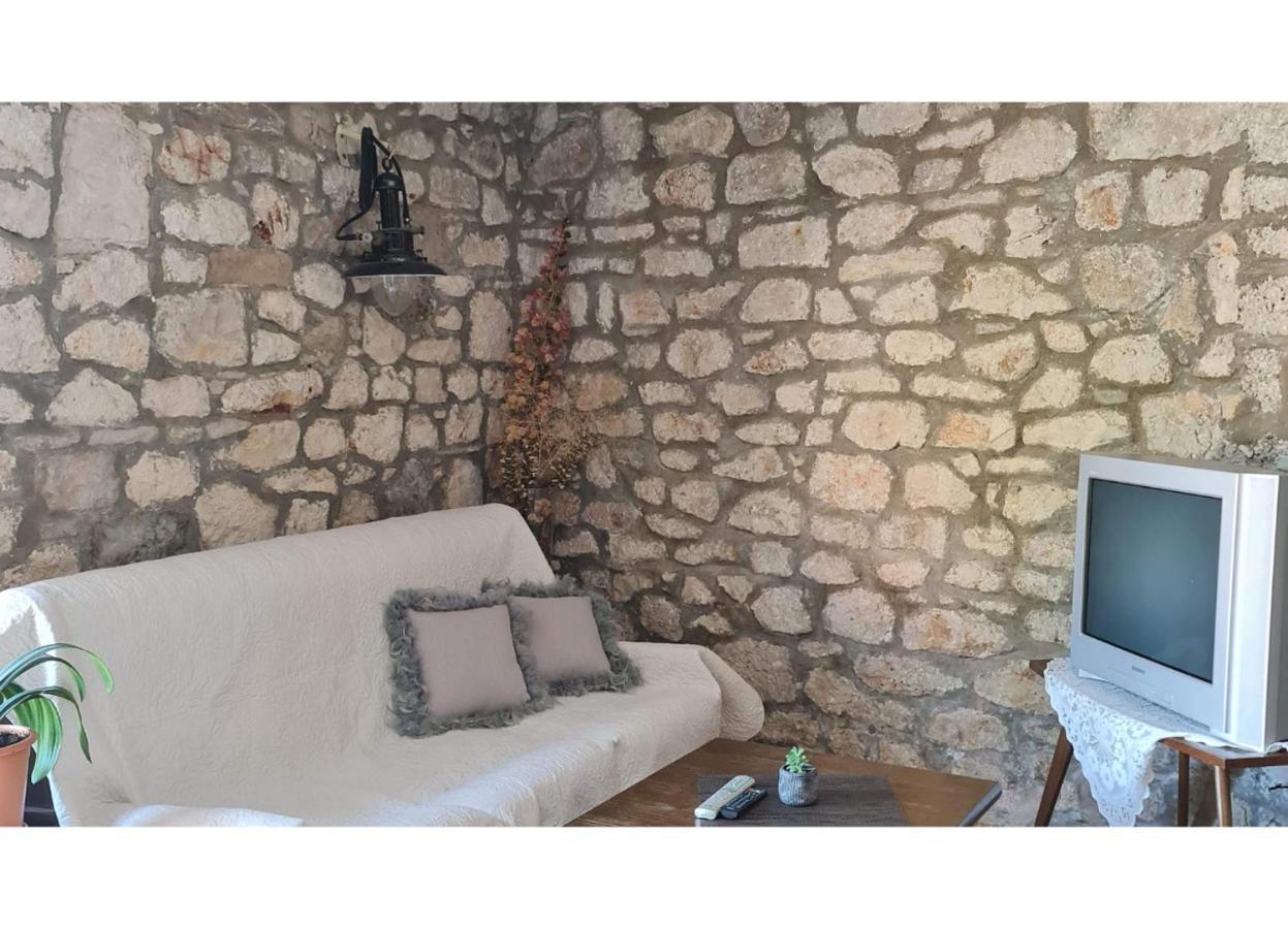 Guesthouse Lidija Sutivan Kültér fotó